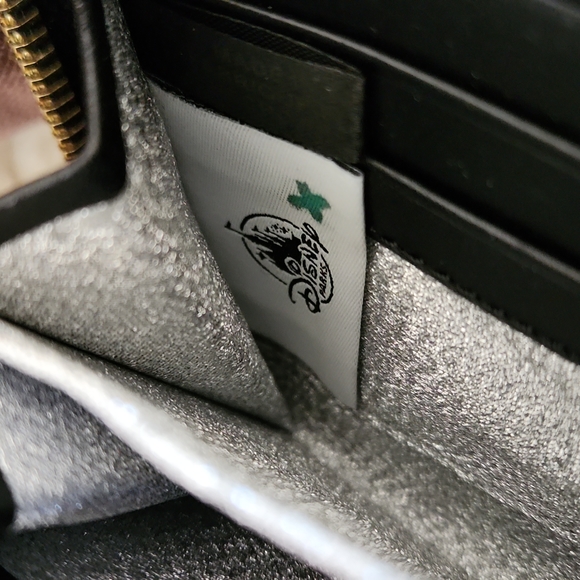 NWOT Dooney & Bourke Disney Parks Rainbow Mickey Mouse Large Wallet 💗🌈💜🐁 - Picture 10 of 15